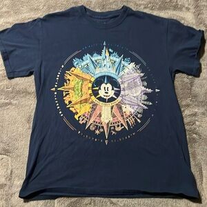 Vintage Disney Designs Walt Disney World Magic Kingdom Castle T Shirt Size M